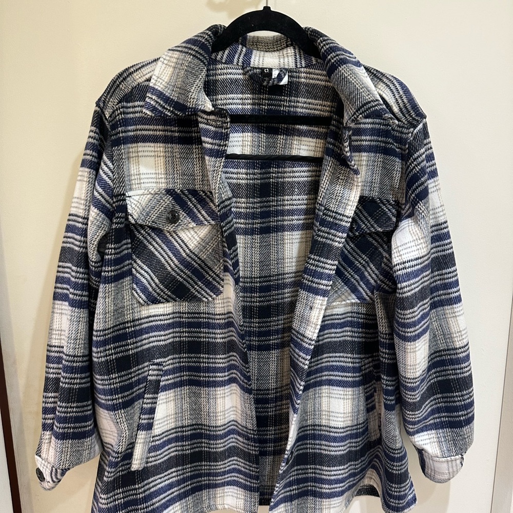 H and m divided plaid Shacket